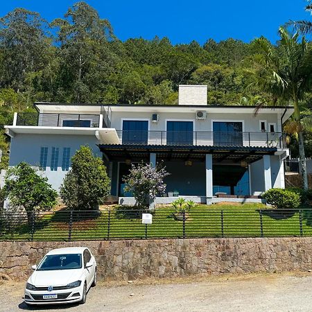 Casa Com Vista Para O Mar Em Говернадор-Селсу-Рамус Экстерьер фото